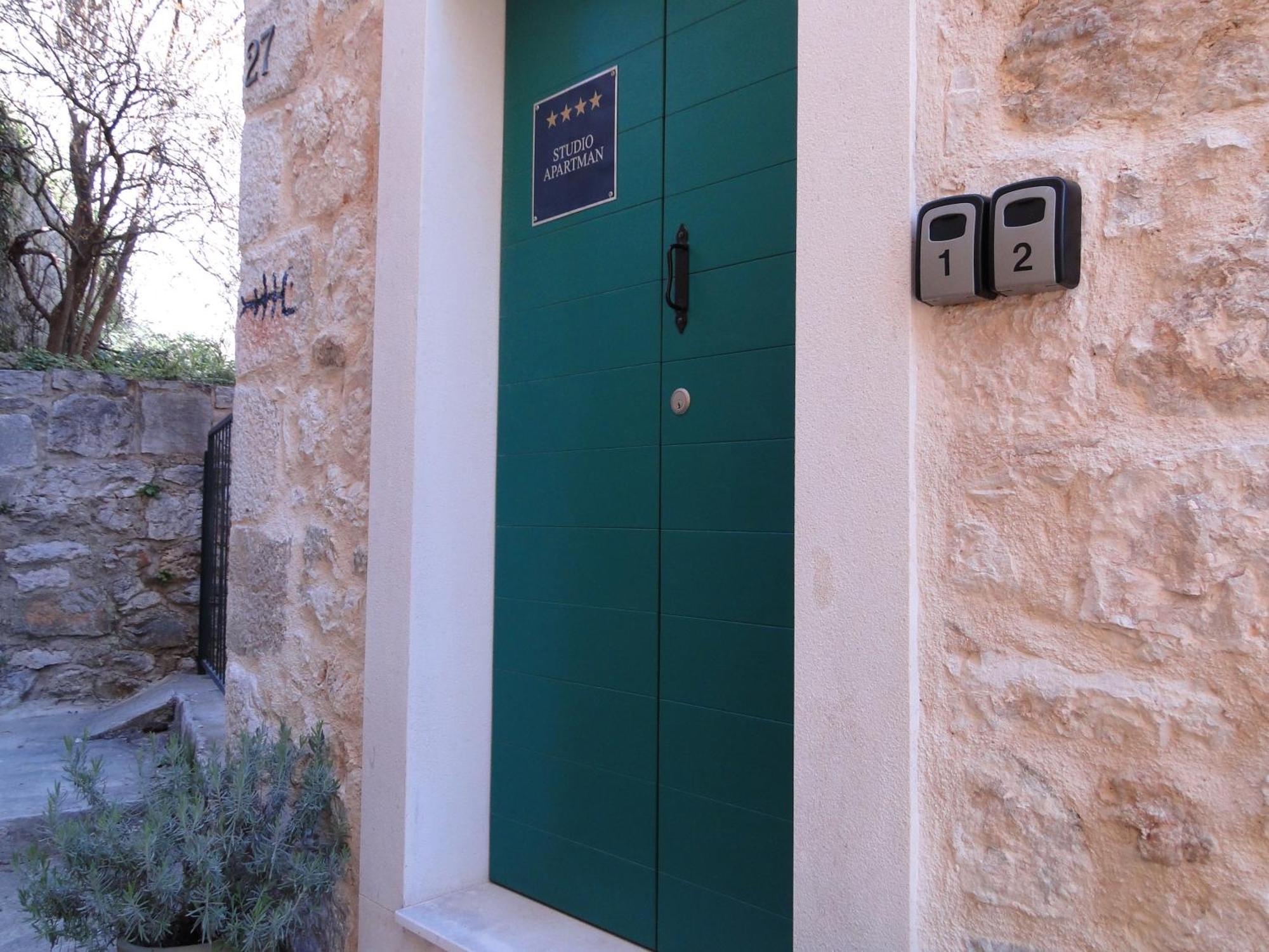 Heritage Apartments Kyra & Fox In Pitve, Hvar المظهر الخارجي الصورة