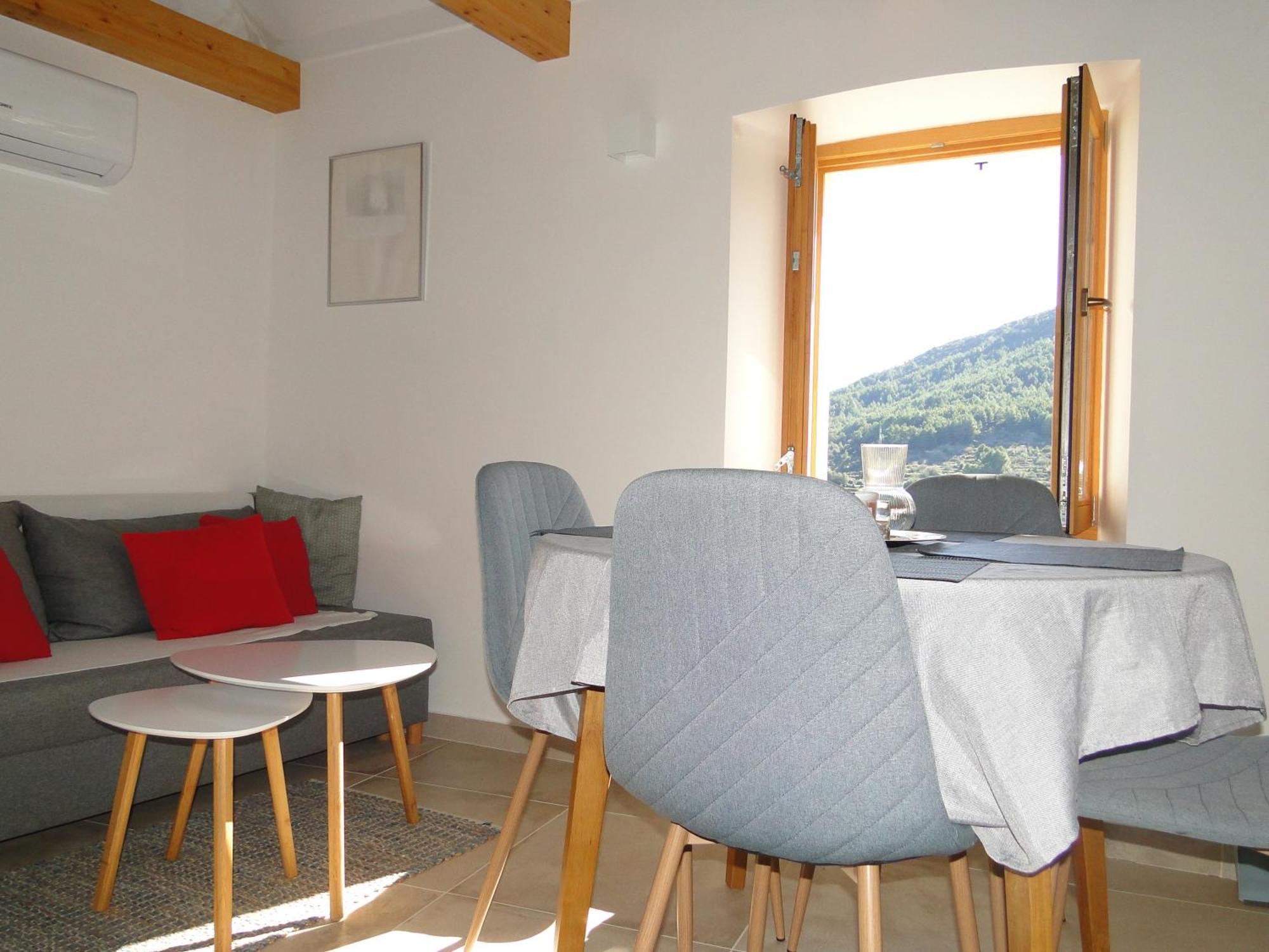 Heritage Apartments Kyra & Fox In Pitve, Hvar المظهر الخارجي الصورة